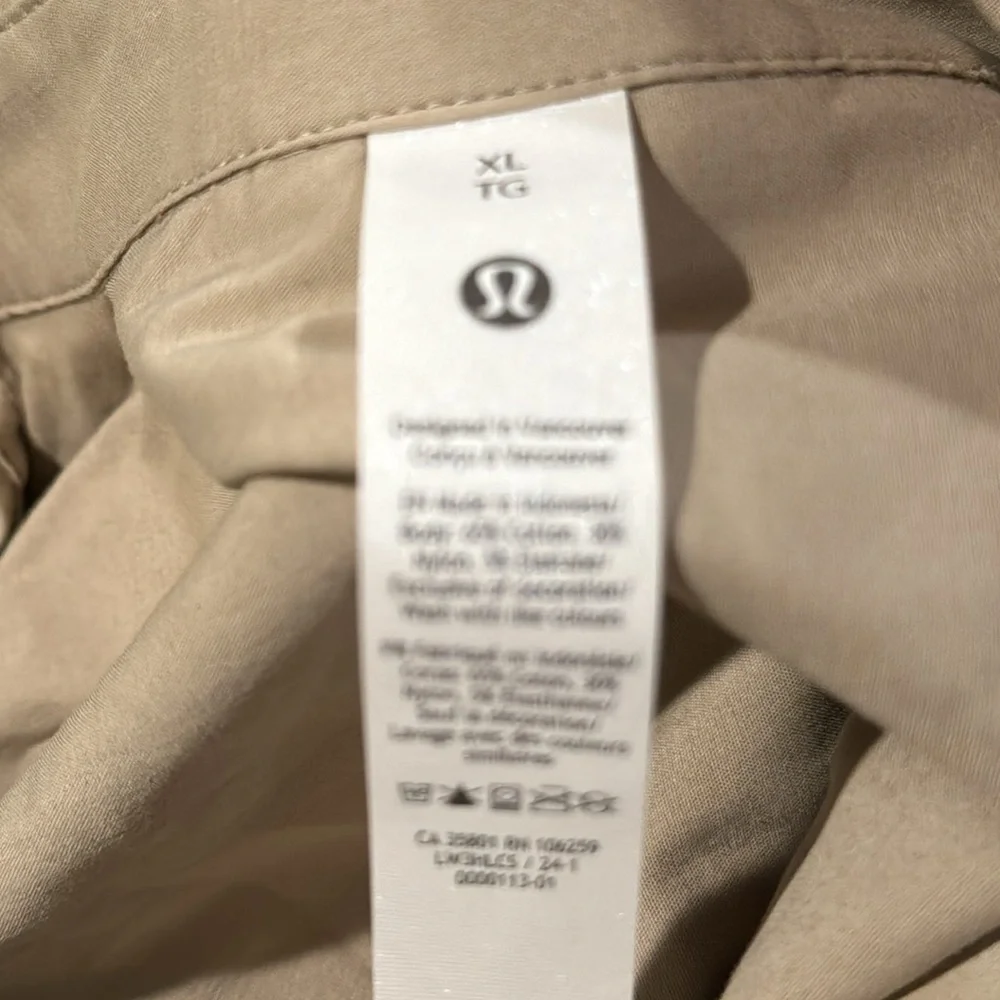Lululemon NWT 🎉host pick🎉🎈cotton blend poplin button up shirt - Picture 11 of 12